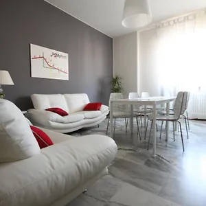 3* Pensjonat Myroom In Town