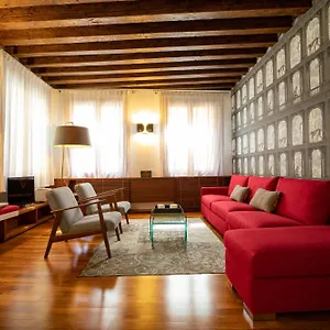 https://ca-della-scimmia.hotelinveneto.com